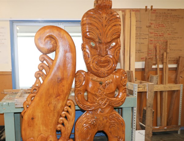 Carving A carving from a solid block of macrocarpa of the brothers Rongomātāne and Haumietiketike.